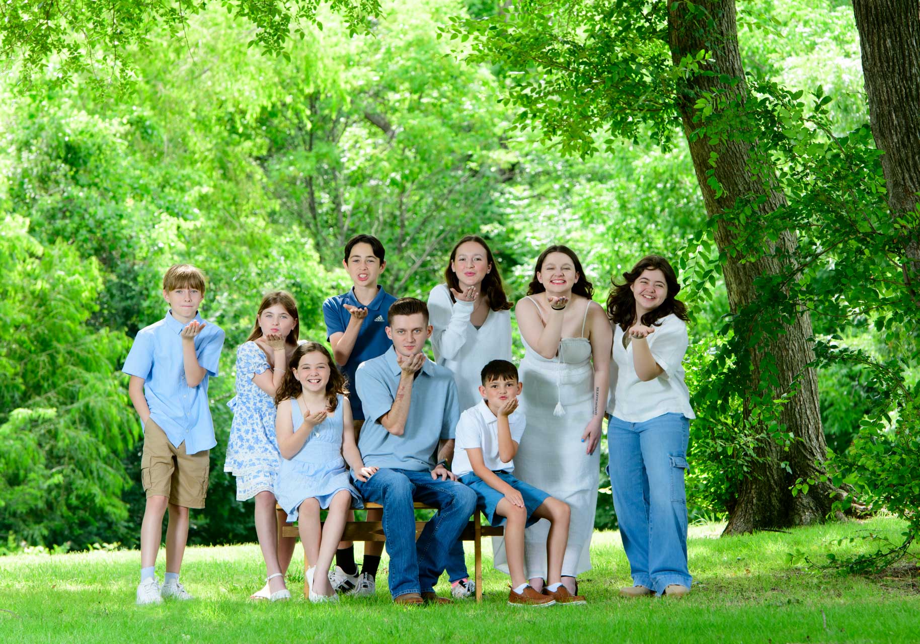 Welcome to the Isabelle Guillen Portrait Family Image