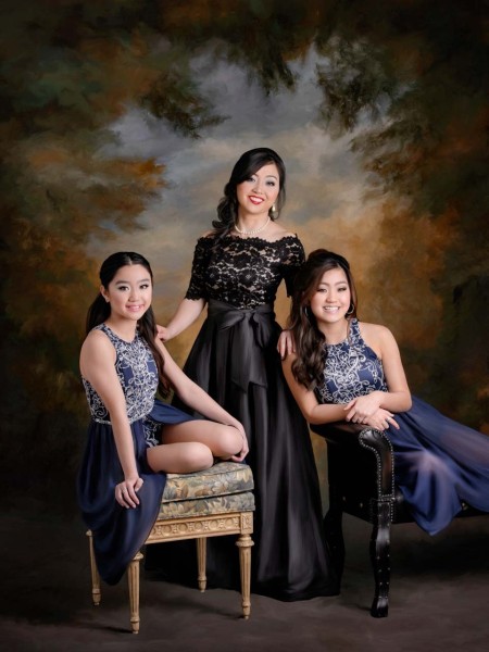 04 photo of a family created by isabelle guillen portraits