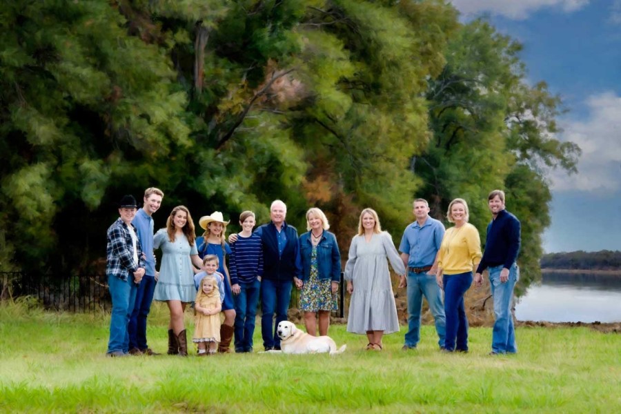 19 photo of a family created by isabelle guillen portraits