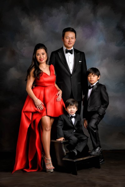 20 photo of a family created by isabelle guillen portraits